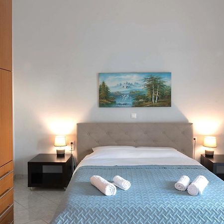 Private Spacious Apartment Athen Exterior foto