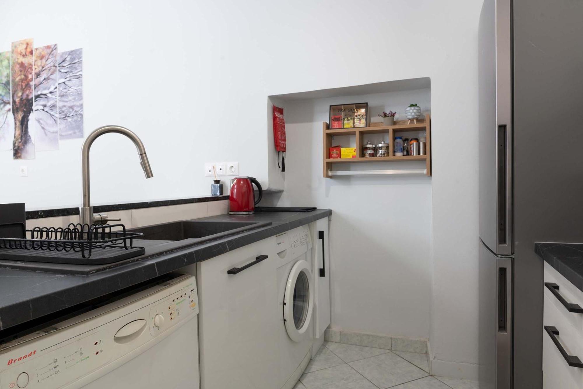 Private Spacious Apartment Athen Exterior foto