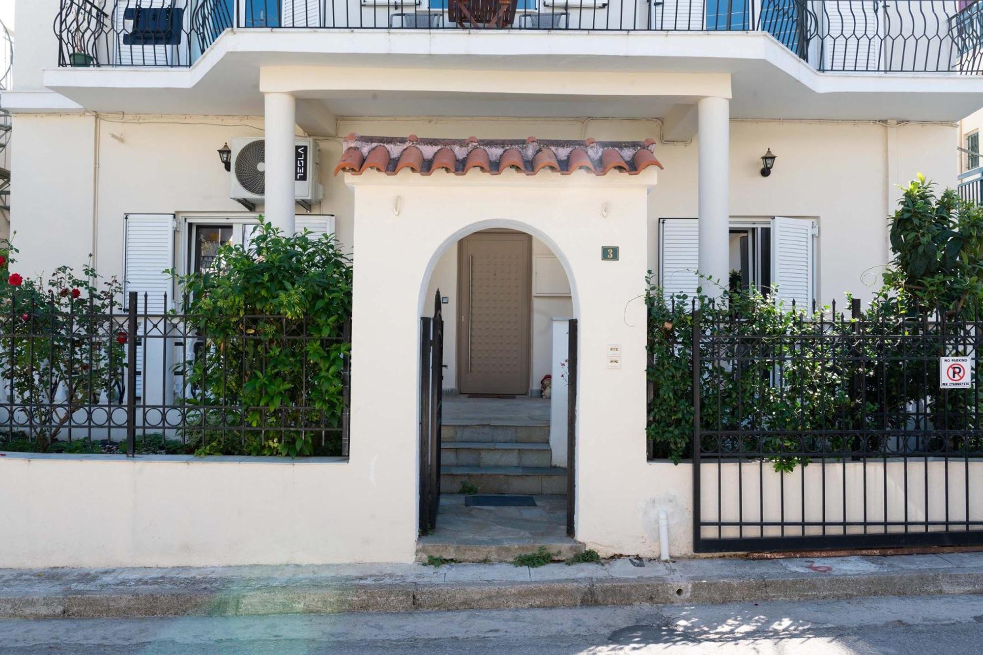 Private Spacious Apartment Athen Exterior foto